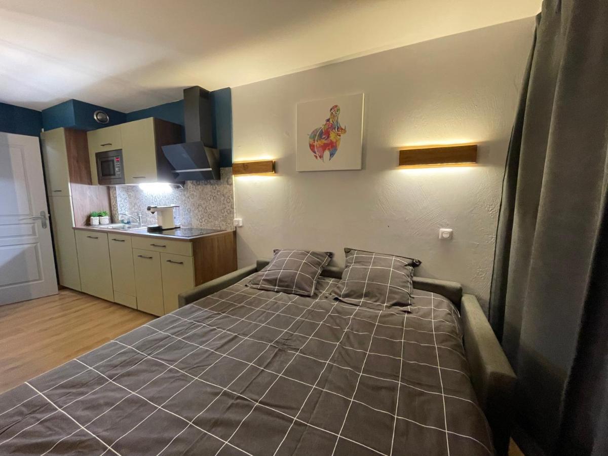 Studio Sur Le Domaine Du Golf De Pont Royal 말러모트 외부 사진